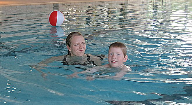 Fuball in der Soccerhalle der DRK-Kindertageseinrichtung Fifikus Altenberge